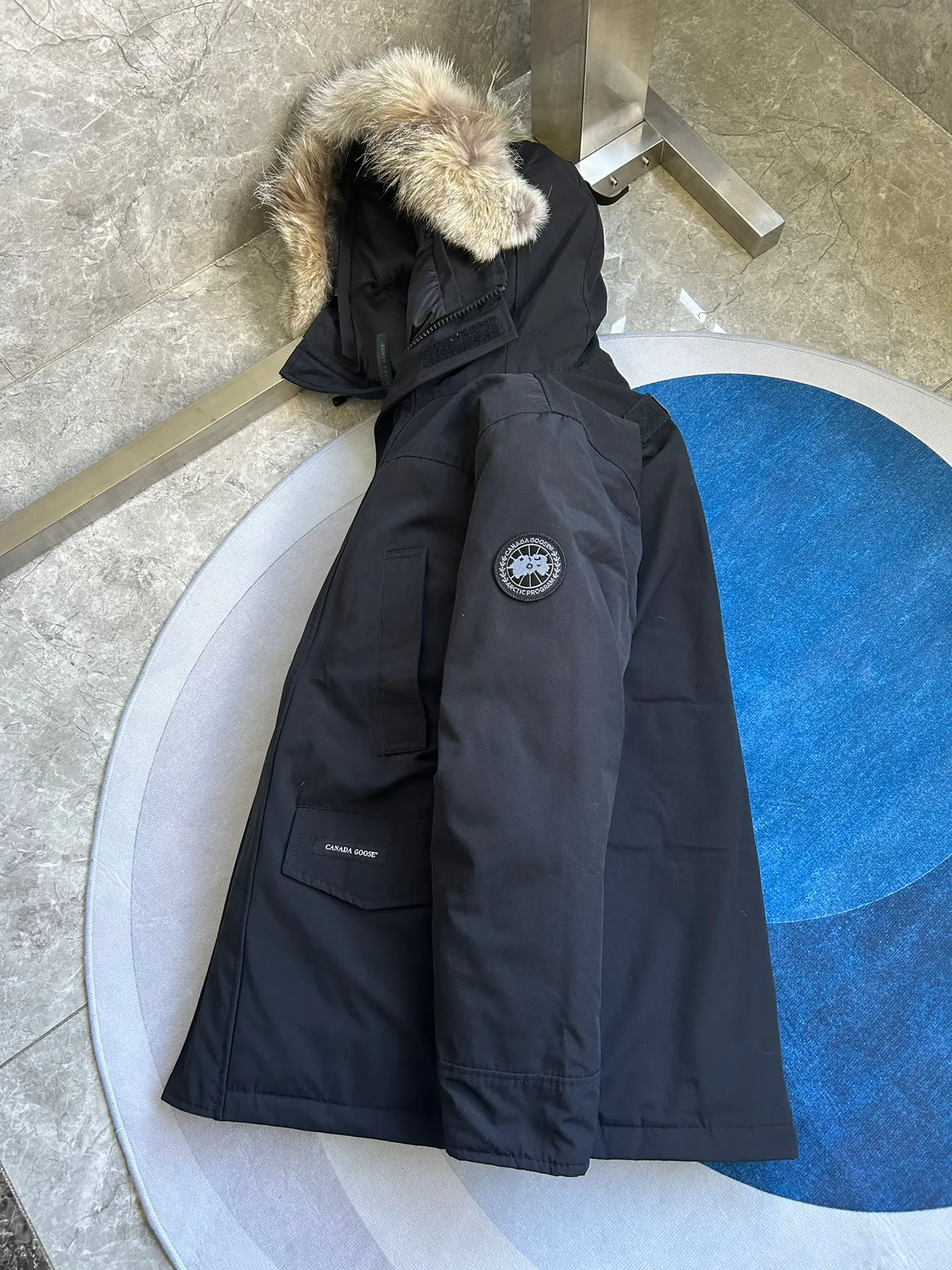 P720 Big Goose 13 Langford men's down jacket. Color (red label) black, dark blue, off-white, gray, gray camouflage. Color (black label) black black label, gray black label. Size: S. M. L. XL. XXL.